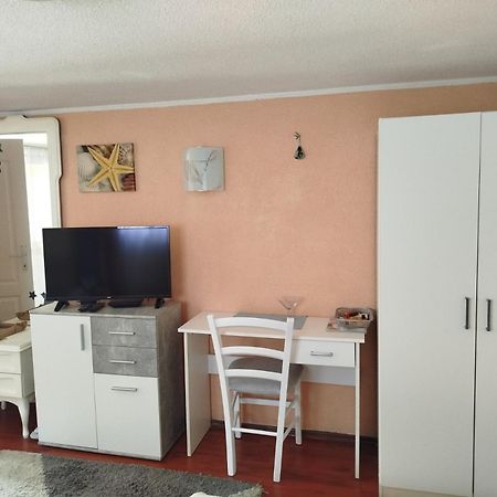 Apartman Tihana Цриквеница Экстерьер фото