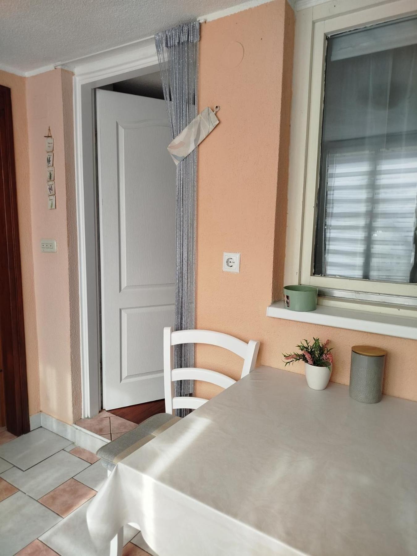 Apartman Tihana Цриквеница Экстерьер фото